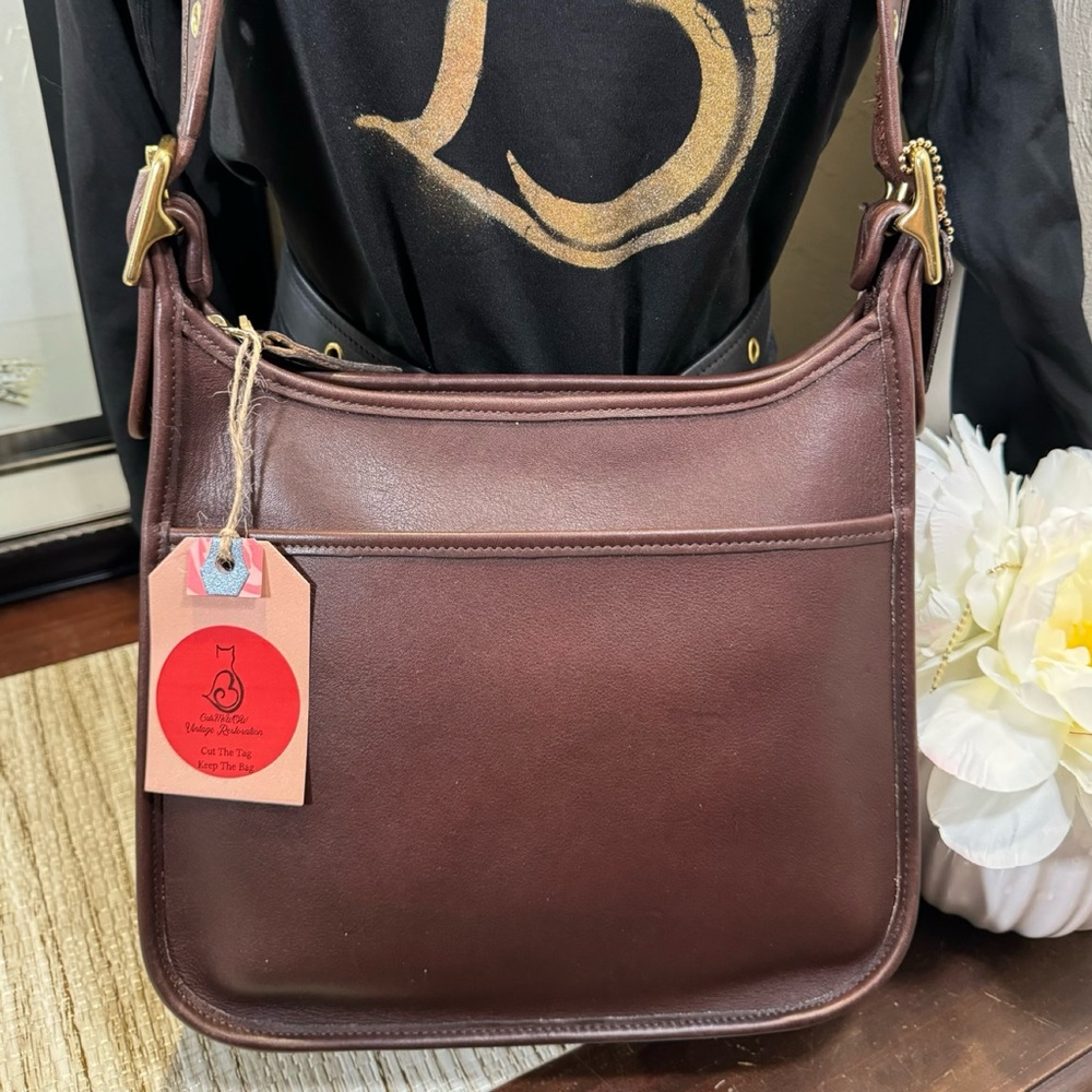 ❤️SOLD❤️Vintage Coach Mahogany Legacy Zip Bag 9966 - Picture 9 of 9